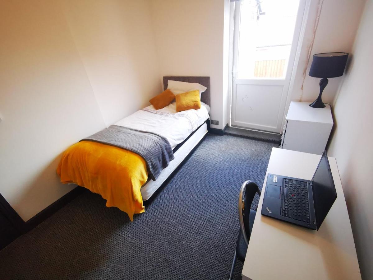 Mapperley House - Under New Management Promotional Rates Available 호텔 노팅엄 외부 사진