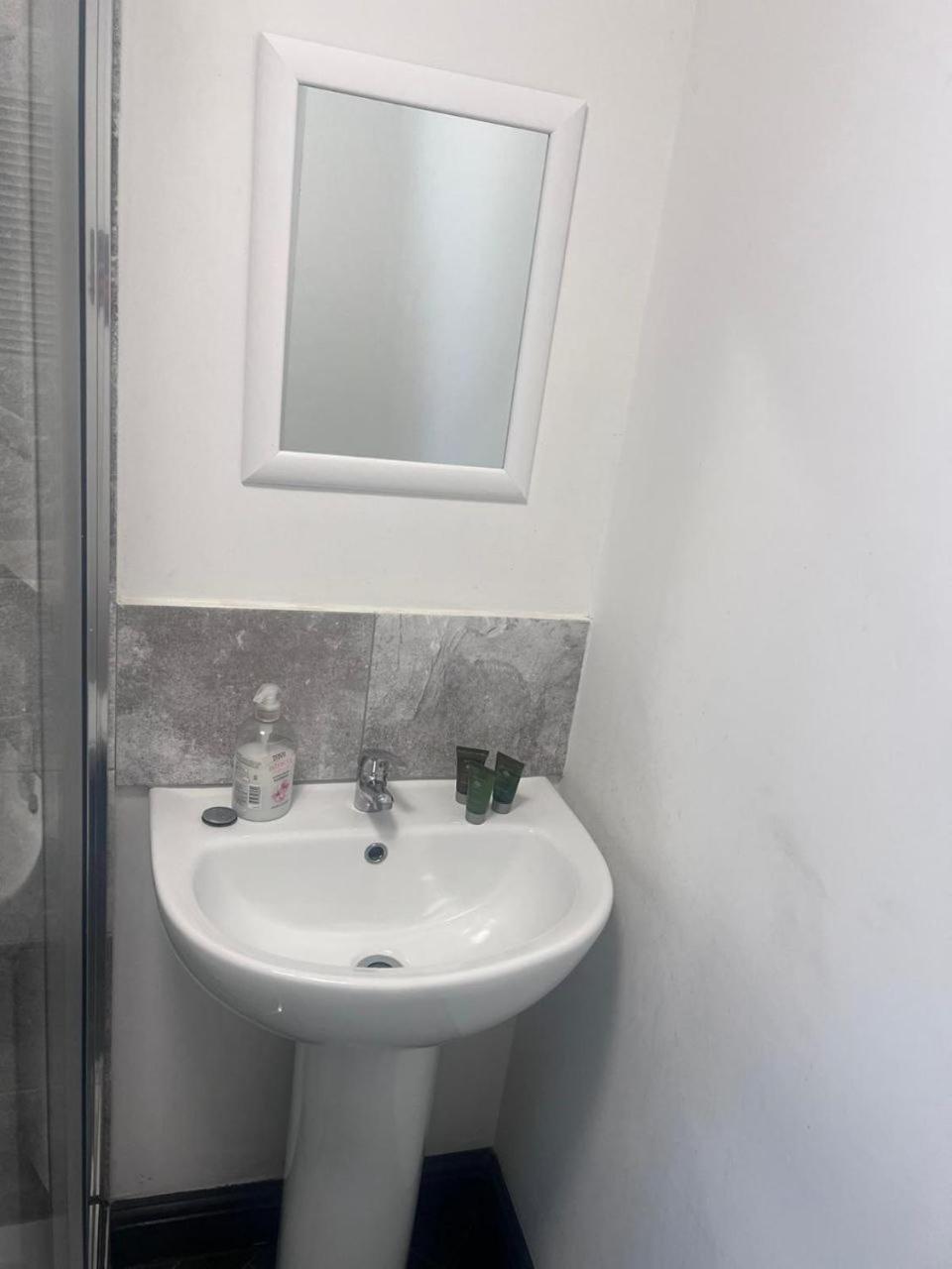 Mapperley House - Under New Management Promotional Rates Available 호텔 노팅엄 외부 사진
